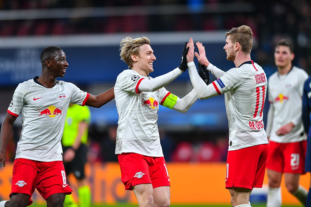 莱比锡轻取热刺,德布劳内补时绝平德甲 莱比锡轻取热刺,德布劳内补时绝平德甲