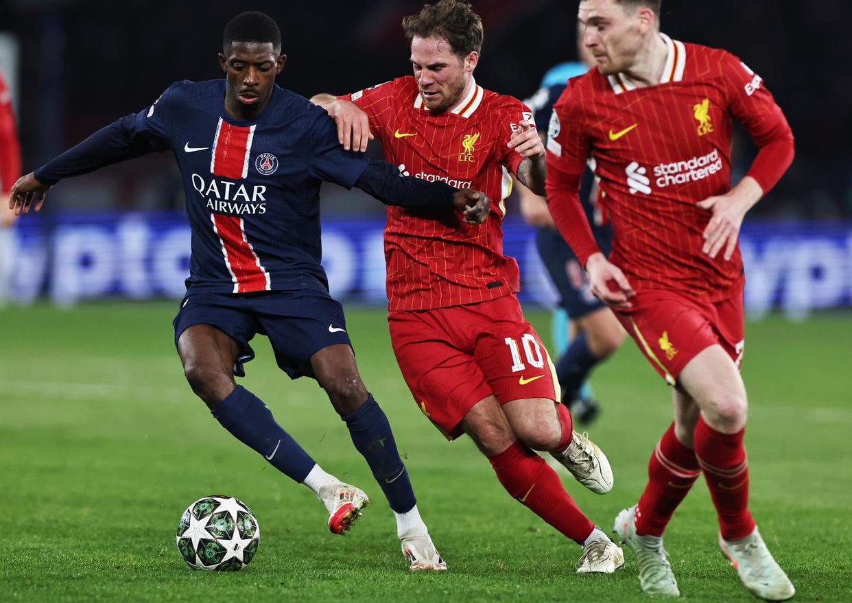 曼联绝杀巴黎圣日耳曼，范戴克补时绝平英超