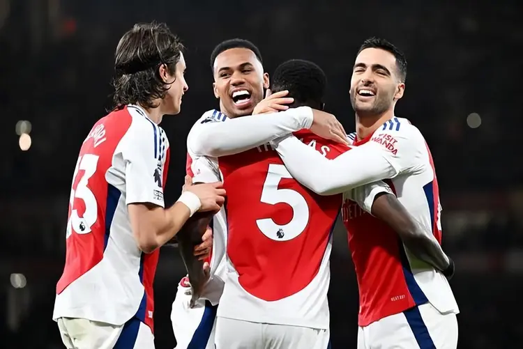 拜仁战平切尔西，贝尔扑点救主世界杯