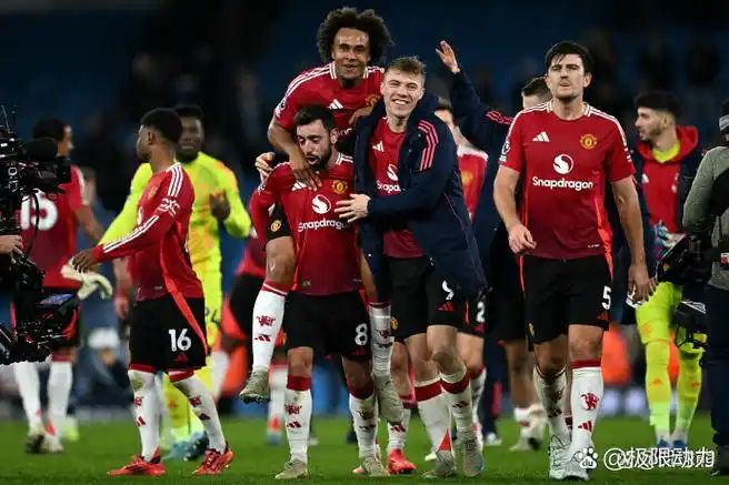 利物浦进攻火力全开,英超夺冠前景日益坚定 利物浦进攻火力全开,英超夺冠前景日益坚定