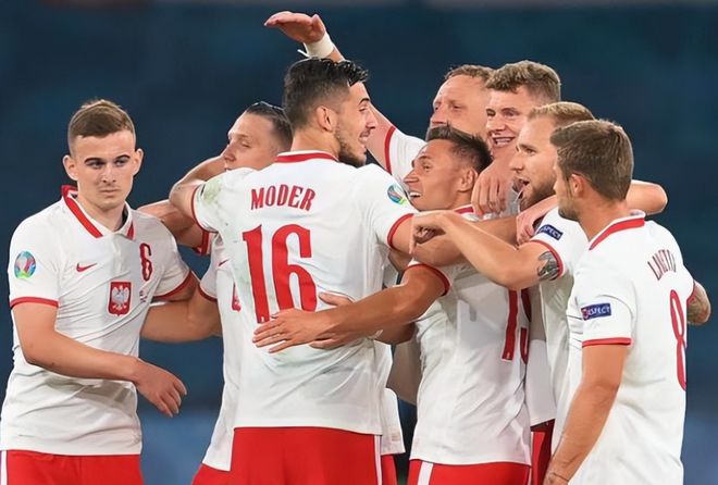 芬兰队诚意全力,晋级半决赛 芬兰队诚意全力,晋级半决赛