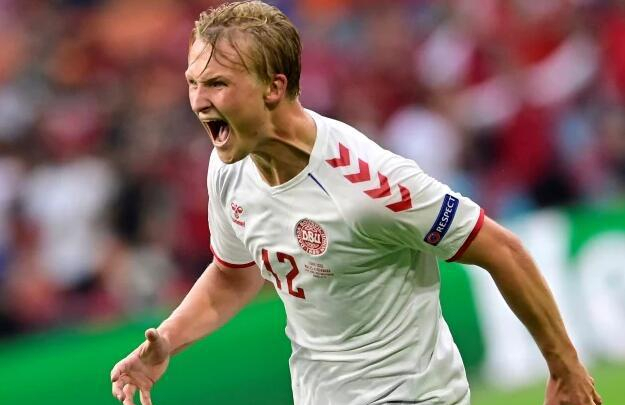 关于丹麦羽毛球队横扫英格兰羽毛球队，辛杜统治全场的信息