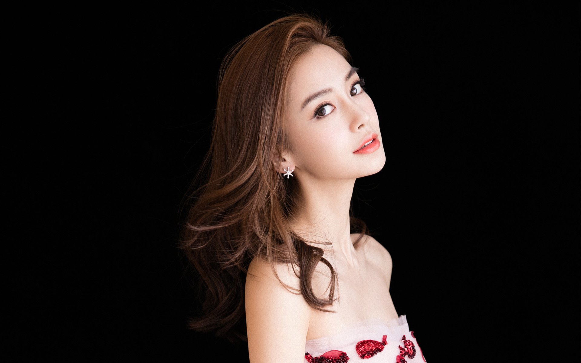 终局觉醒，当德甲争冠与魔术黑马同时上演